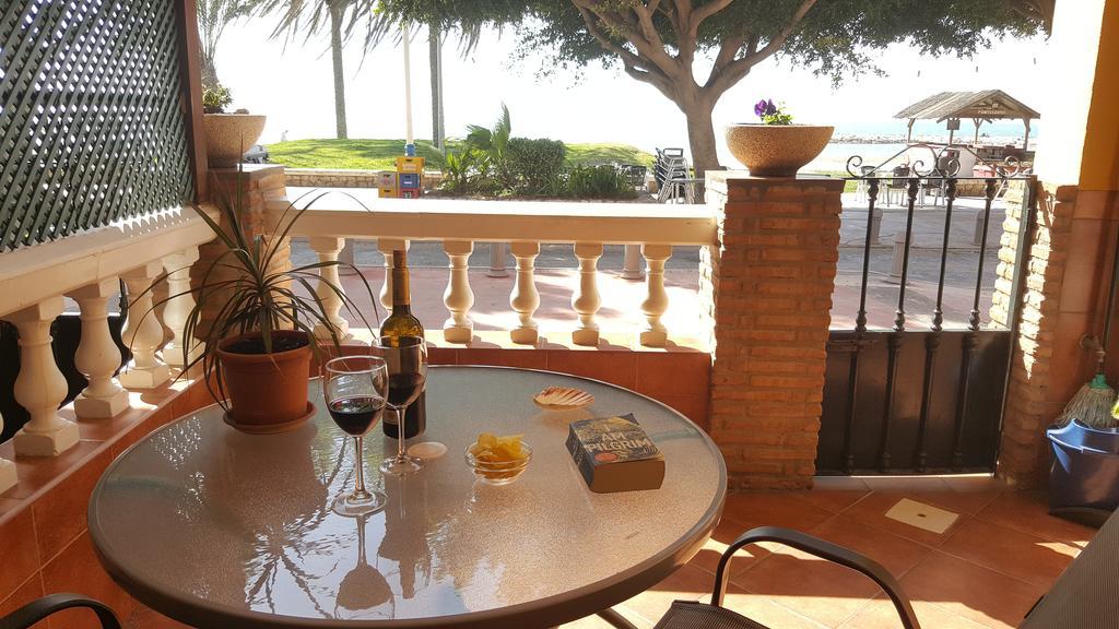 Apartamentos Casa Tia Antonia Malaga Zewnętrze zdjęcie